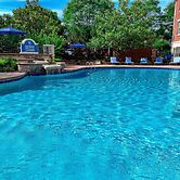 Landing Apartments Near University Of Cincinnati