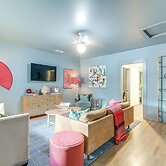 Walk to Bars, Bites + Bands: Bold Athens Getaway!