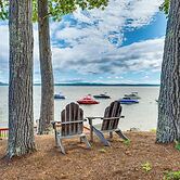 Waterfront Community: Lake Winnipesaukee Retreat!