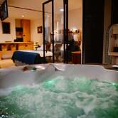 Suite de Diane Jacuzzi - Premi re Conciergerie
