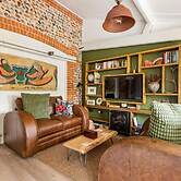 Host Stay Nicholson Cottage