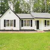 Walk to Dtwn Woodstock: Modern Home w/ Patio!