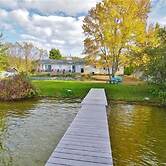 433 Kamaniskeg Lake 3 Bedroom Cottage