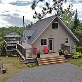 490 Lake St Peter $2100/sum Wk 3 Bedroom Cottage