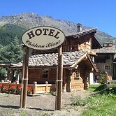 Relais du Chateau Blanc