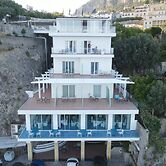 Hotel Bristol