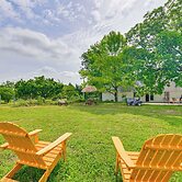 Blue Ridge Retreat on 10-acre Farm: Rural Reset!