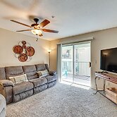 Community Pool & Gym: Apt 5 Mi to Laughlin Casinos