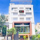 Super Collection O Vardhan Plaza