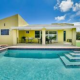 Happy Daze Villa in Paradera