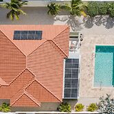 Paradise Aruba - 4 Bedroom Private Pool