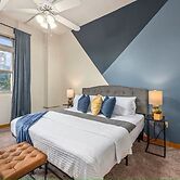 King Bed Great Location