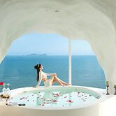 Miyue Santorini Seaview Resort Hotel