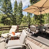 6 Mi to Downieville Downhill: Cabin w/ Mtn Views