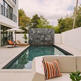 The Lush Apartments & Suites