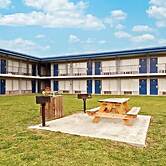 Best Value Inn Garland