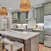 Alto-private Rooftop Deck-8 Mins to Broadway