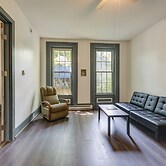 Walk to Town: Bath Apt Near Keuka Lake Wine Trail