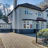 Tranquil Studio - Sleeps 2 & Private Parking