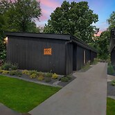 500 House - Unit A 1 Bedroom Townhouse