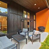 500 House - Unit D 2 Bedroom Townhouse