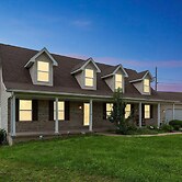 Oglesby Vacation Home 6 Bedroom Home