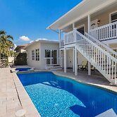 Surf Riders 4 Bedroom Home