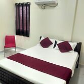 SRI NAVANEETHA KRISHNA MAHAL & RESIDENCY