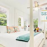 Hibiscus House Bed Breakfast Seashell Room