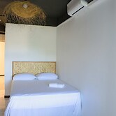 Airport Manini Lodge Studio 5