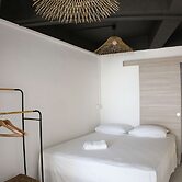 Airport Manini Lodge Studio 2