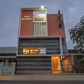 Itsy Hotels Everest Leela Residency