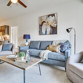 4 Mi to National Sports Center: Apt in Blaine