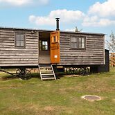 Drovers Hill at Stonor - Quercus - Shepherds hut