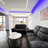 02 LIM - Stay Neo Coast Apartment