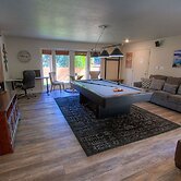 Nvh0823 - Sadies Hustle 3 Bedroom Home