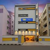 FabHotel R3 Atmos - Near Hitech Exibition Centre, Hitech City