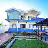 Fabhotel Park Grand Royal Palms