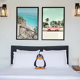 The Coastal Nest - 2BHK by Da Alohas