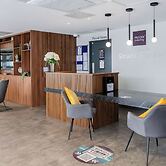 Students Only Straits Egham - 40 mins to Waterloo - Direct Bus to Heat