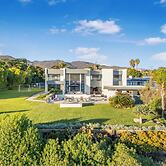 Morning View Malibu - Malibu Masterpiece in the Making w/ Views & Beac