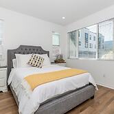 Central Location Cozy Private Bedroom w Bathroom