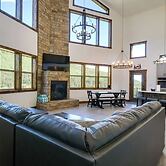 Aspen Grove Views: Spacious Duplex 5 Mi to Breck