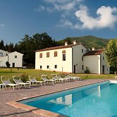 Fattoria Javello Agriturismo La Casaccia