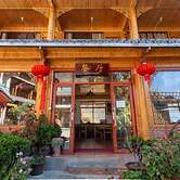 Tiger Leaping Half Way Guest House