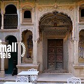 Vivaana  Museum Hotel