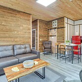 Near Twilight Sites & Scenic Hikes: Forks Apt