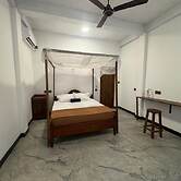 Lunora Beach Home