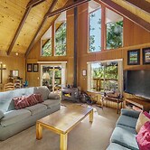 Walk to Fly-in Lake: Blue Lake Springs Cabin!