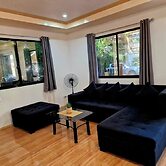 3 Bedrooms 2 Storey House!